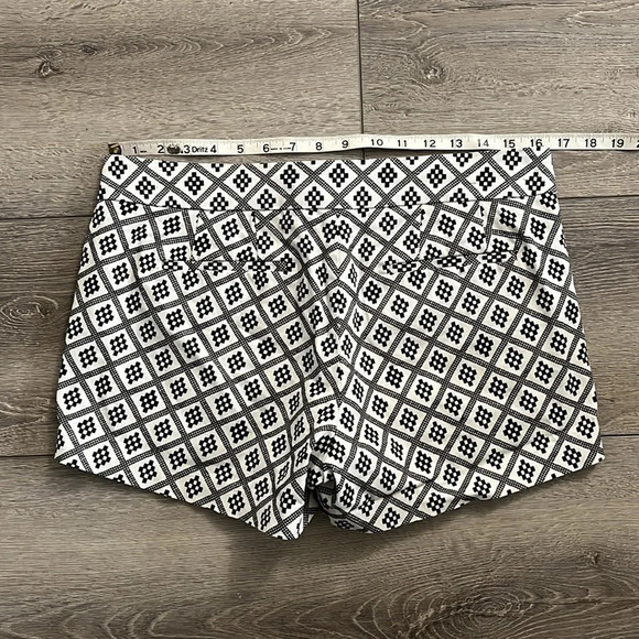 Jcrew factory chino shorts size 6 - Picture 5 of 5